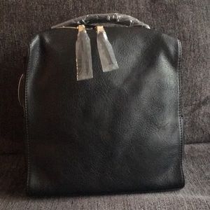 Vegan Leather Convertible Backpack 😍